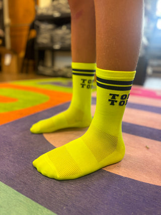 COMPRESSIVE SPORTS SOCKS